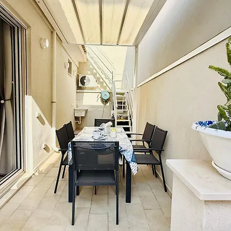 La Casa Di Tina A Due Passi Dal Centro 別荘 *